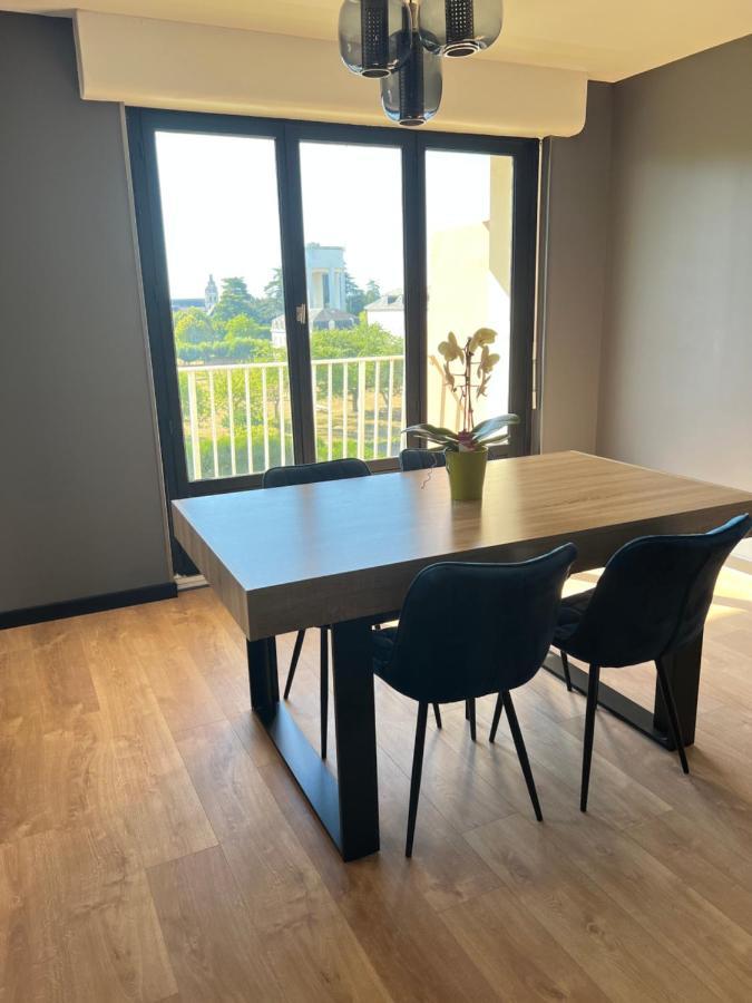 Appartement haut standing proche du centre ville, vue sur la Cathédrale saint louis Blois Esterno foto